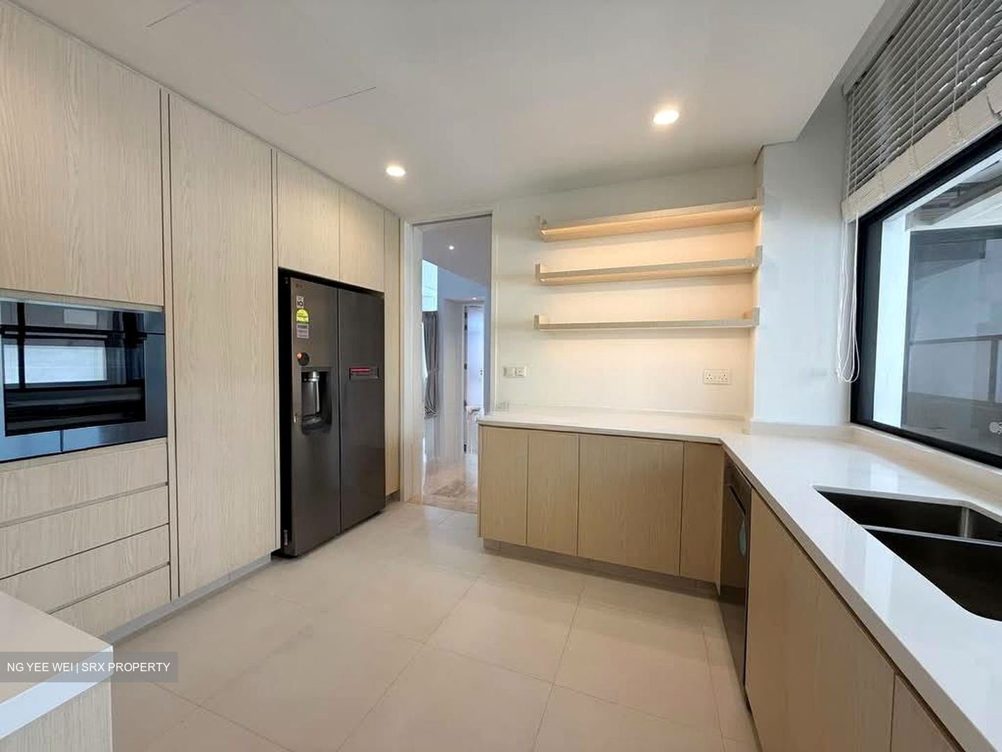 The Colonnade (D10), Condominium #594179141